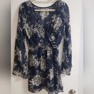 Bell Sleeve Short Abercrombie & Fitch Dress